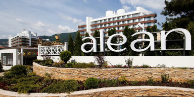 Гостиничный комплекс Alean Family Biarritz 4*, г. Геленджик