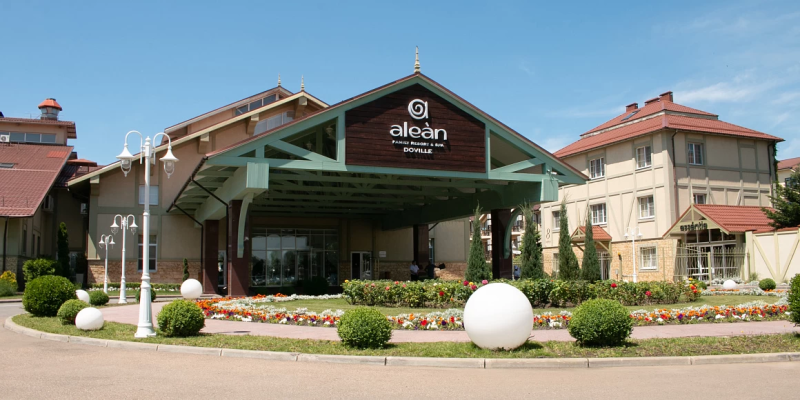 Гостиничный комплекс Alean Family Doville Анапа 5*, г. Анапа